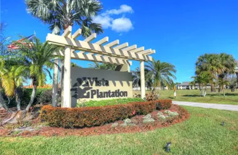 6 PLANTATION DR 102, VERO BEACH, FL, 329..., Vero Beach, FL 32966