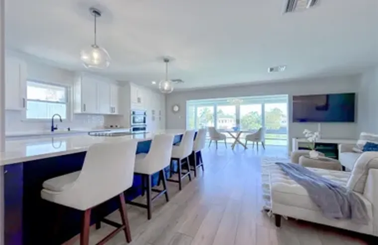 1910 GULF SHORE BLVD 312, NAPLES, FL, 34..., Naples, FL 34102