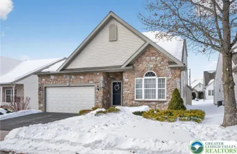 2852 DONEGAL DR, LOWER MACUNGIE TWP, PA,..., Lower Macungie Twp, PA 18062