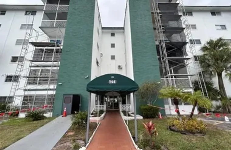 4751 NW 21ST ST 114, LAUDERHILL, FL, 333..., Lauderhill, FL 33313