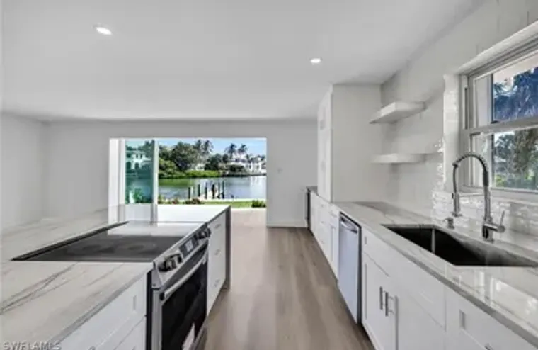 1910 GULF SHORE BLVD 107, NAPLES, FL, 34..., Naples, FL 34102