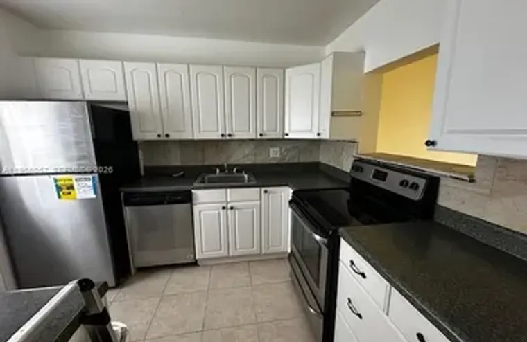 2223 PARK LN 304, HOLLYWOOD, FL, 33021, Hollywood, FL 33021