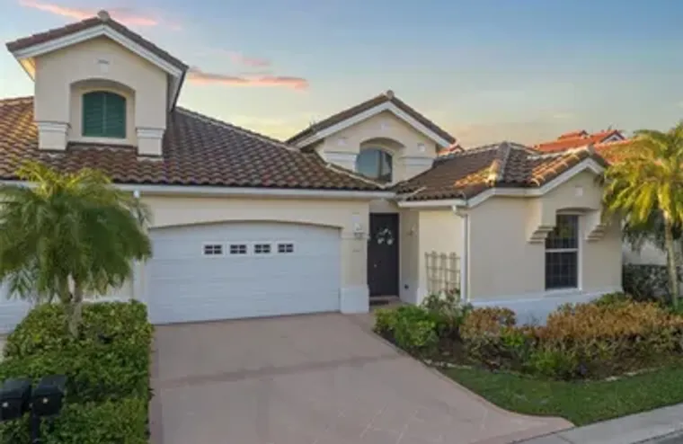 5604 N HARBOR VILLAGE DR, VERO BEACH, FL..., Vero Beach, FL 32967