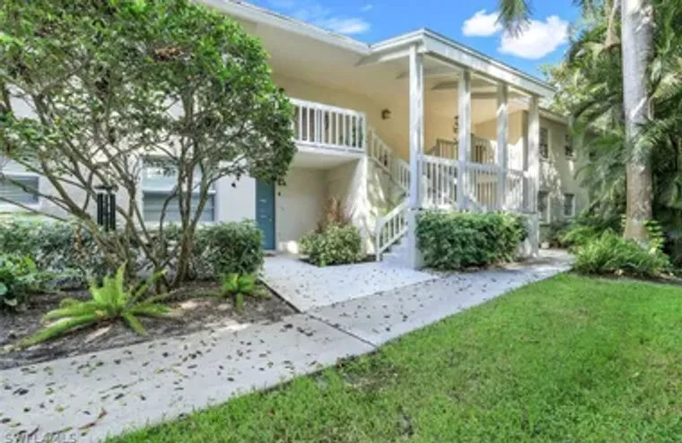 3200 BINNACLE DR B4, NAPLES, FL, 34103, Naples, FL 34103