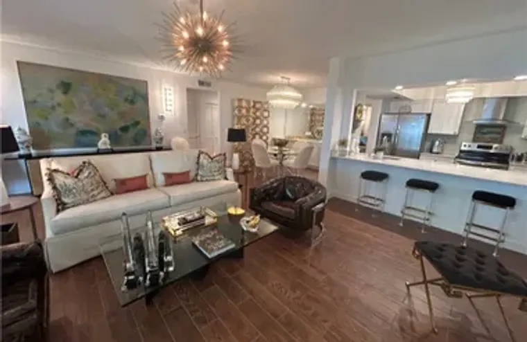 5817 GLENCOVE DR 402, NAPLES, FL, 34108, Naples, FL 34108