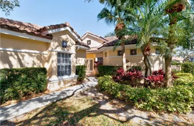 4822 S NEWPORT ISLAND DR 3B, VERO BEACH,..., Vero Beach, FL 32967