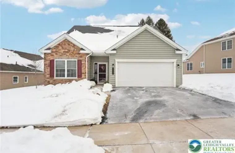 5424 TRADITIONS DR, UPPER SAUCON TWP, PA..., Upper Saucon Twp, PA 18036