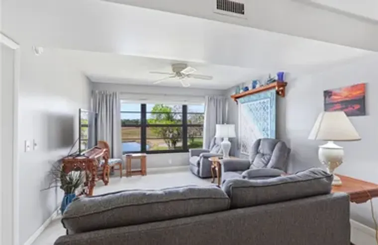 35 PLANTATION DR 201, VERO BEACH, FL, 32..., Vero Beach, FL 32966