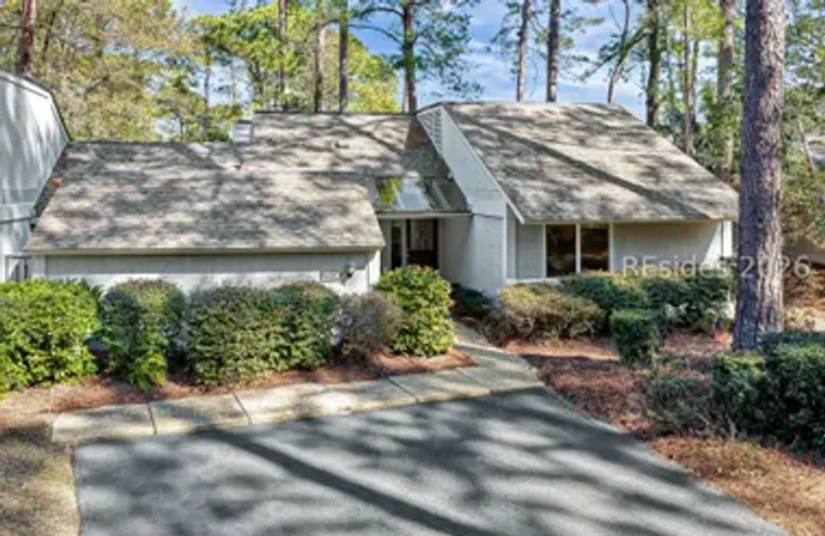 1 HIGH BLUFF RD 2004, HILTON HEAD ISLAND..., Hilton Head Island, SC 29926