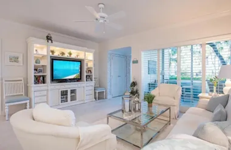 5818 GLENCOVE DR 103, NAPLES, FL, 34108, Naples, FL 34108