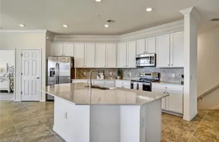 11777 GRAND BELVEDERE WAY 201, FORT MYER..., Fort Myers, FL 33913