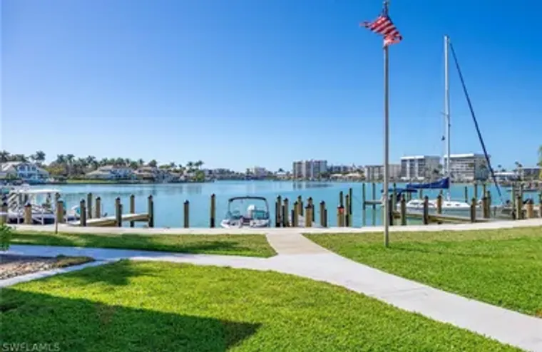 350 HARBOUR DR 350, NAPLES, FL, 34103, Naples, FL 34103