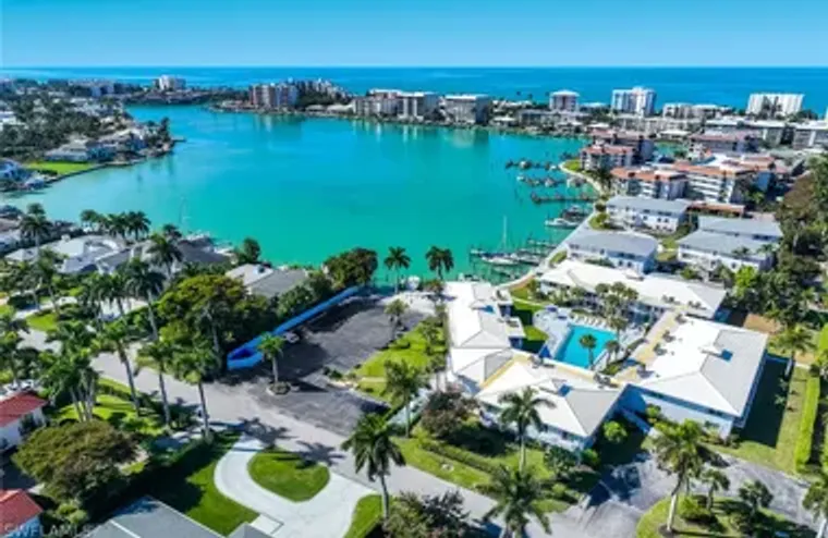 350 HARBOUR DR 350, NAPLES, FL, 34103, Naples, FL 34103