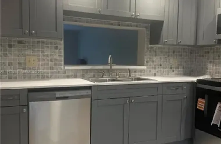 12800 SW 7TH CT 306G, PEMBROKE PINES, FL..., Pembroke Pines, FL 33027