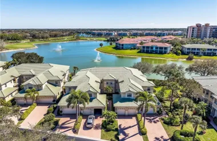 693 VINTAGE RESERVE CIR 16C, NAPLES, FL,..., Naples, FL 34119