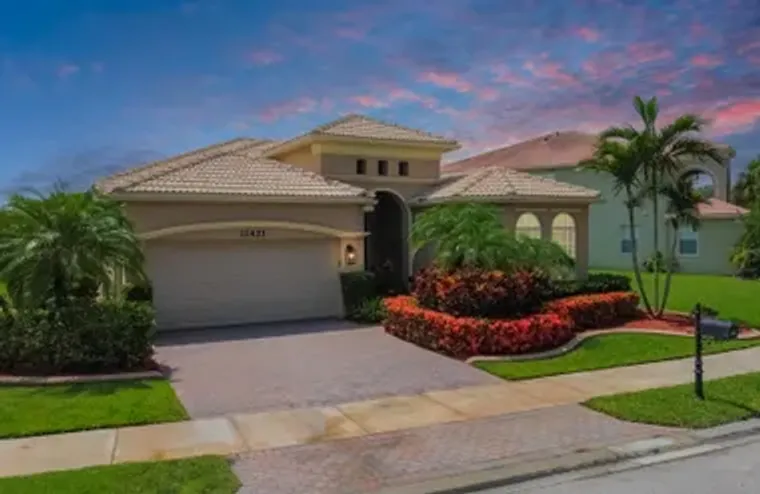 11421 SW KINGSLAKE CIR, PORT ST LUCIE, F..., Port St Lucie, FL 34987