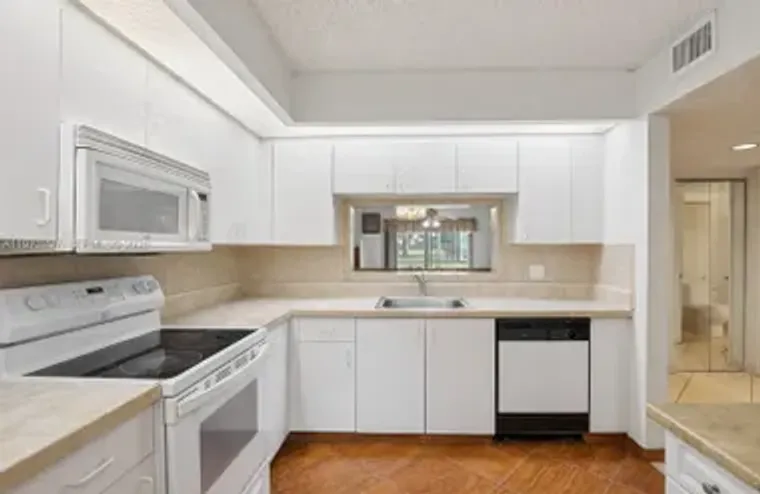 901 SW 138TH AVE 108C, PEMBROKE PINES, F..., Pembroke Pines, FL 33027