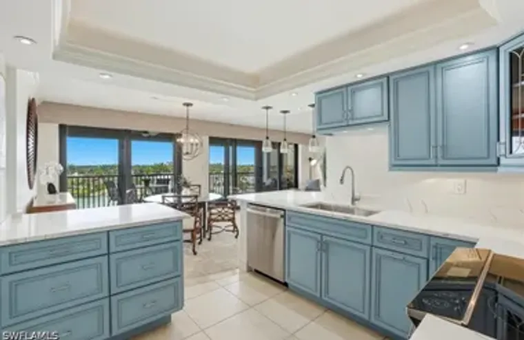 2400 GULF SHORE BLVD 604, NAPLES, FL, 34..., Naples, FL 34103