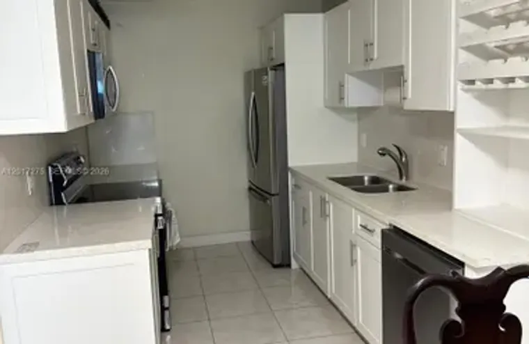 300 NE 191ST ST 219, MIAMI, FL, 33179, Miami, FL 33179