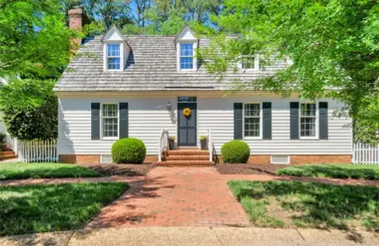 215 JOHN RATCLIFFE, WILLIAMSBURG, VA, 23..., Williamsburg, VA 23185