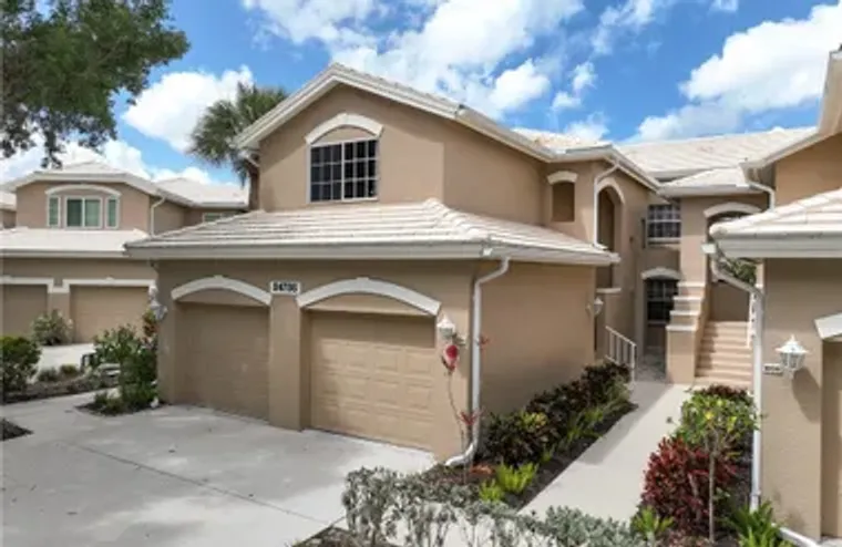 24736 LAKEMONT COVE LN 201, BONITA SPRIN..., Bonita Springs, FL 34134