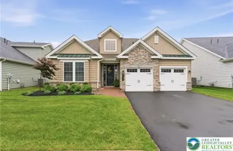 5537 TRADITIONS DR, UPPER SAUCON TWP, PA..., Upper Saucon Twp, PA 18036