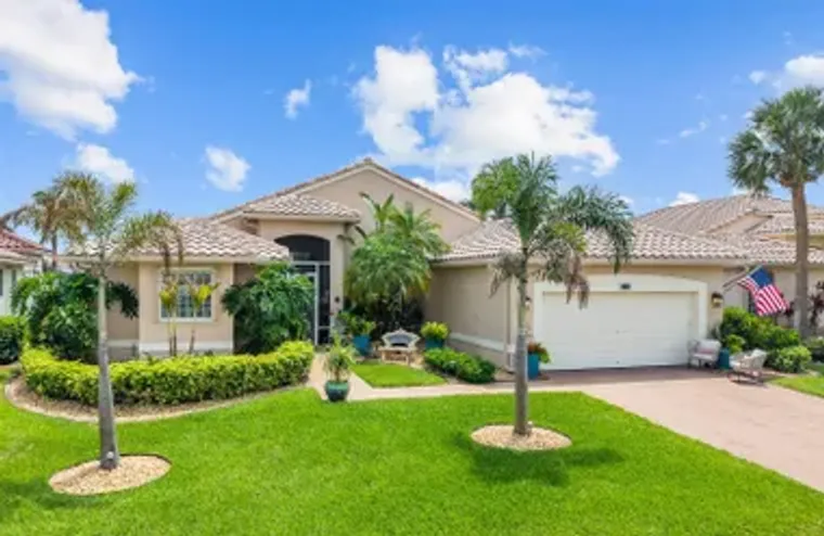 482 NW BLUE LAKE DR, PORT ST LUCIE, FL, ..., Port St Lucie, FL 34986