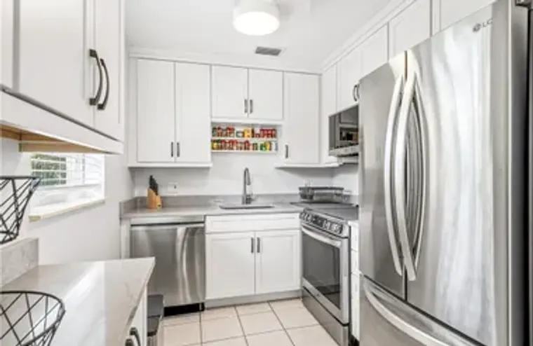47 VISTA GARDENS TRL 203, VERO BEACH, FL..., Vero Beach, FL 32962