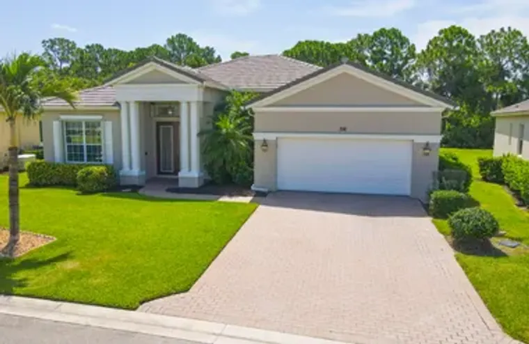 716 SW MYAKKA RIVER TRCE, PORT ST LUCIE,..., Port St Lucie, FL 34986