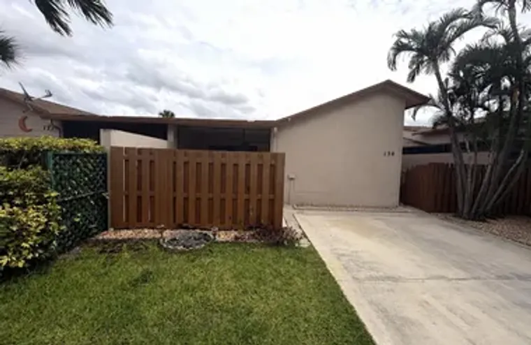 2400 SW 19TH AVE 128, BOYNTON BEACH, FL,..., Boynton Beach, FL 33426