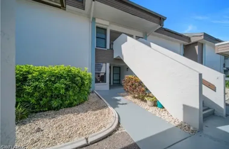 5790 TRAILWINDS DR 111, FORT MYERS, FL, ..., Fort Myers, FL 33907