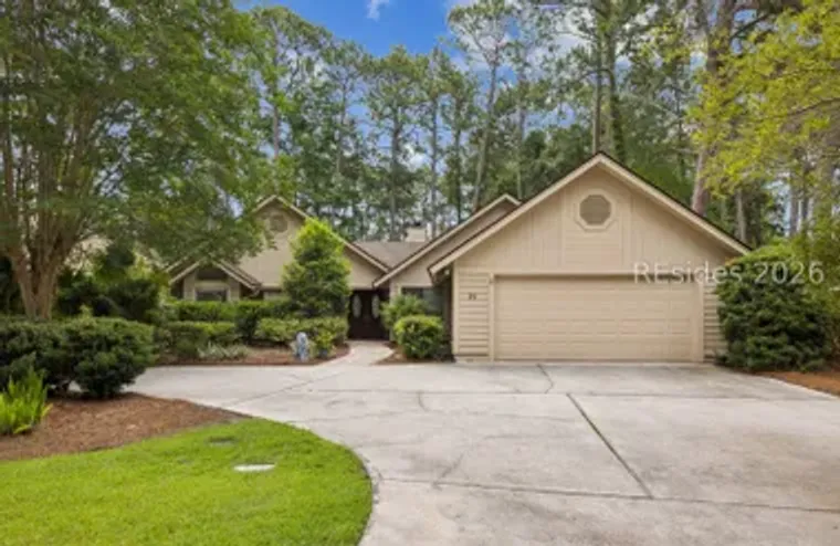 20 HONEY LOCUST CIR, HILTON HEAD ISLAND,..., Hilton Head Island, SC 29926