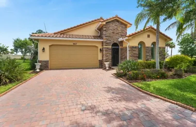 9617 SW GUM TREE CT, PORT SAINT LUCIE, F..., Port Saint Lucie, FL 34987