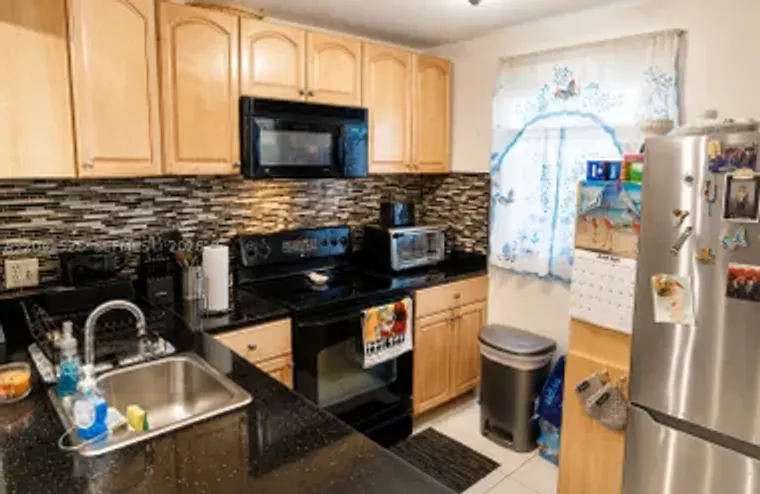 12014 GREENWAY CIR 105, ROYAL PALM BEACH..., Royal Palm Beach, FL 33411