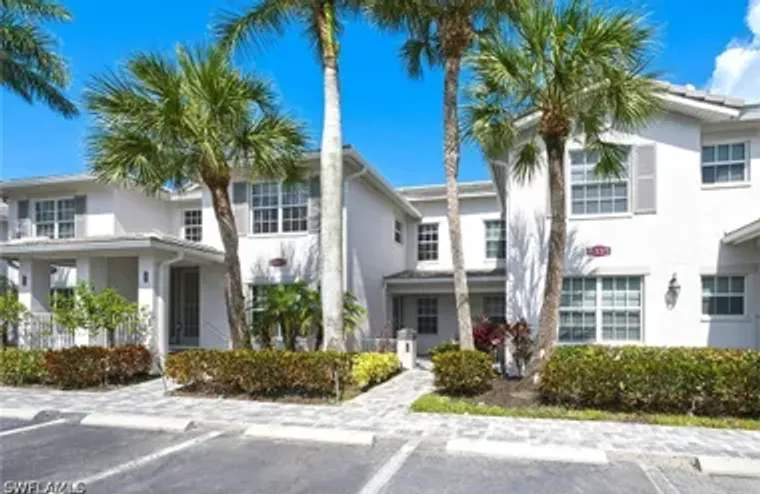 8335 WHISPER TRACE WAY 105, NAPLES, FL, ..., Naples, FL 34114