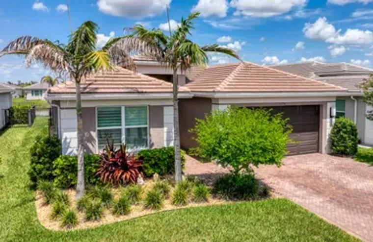 11750 SW CORAL COVE PKWY, PORT ST LUCIE,..., Port St Lucie, FL 34987