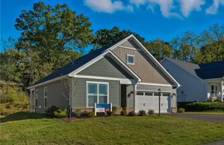 2002 LAKESIDE DR, BADEN, PA, 15005, Baden, PA 15005