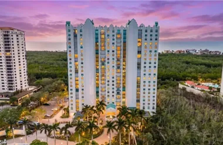 7515 PELICAN BAY BLVD 10D, NAPLES, FL, 3..., Naples, FL 34108