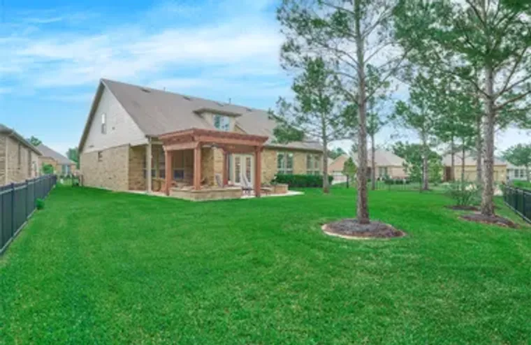 230 CONNEMARA DR, THE WOODLANDS, TX, 773..., The Woodlands, TX 77382