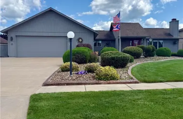 33065 COBBLESTONE CIR, NORTH RIDGEVILLE,..., North Ridgeville, OH 44039