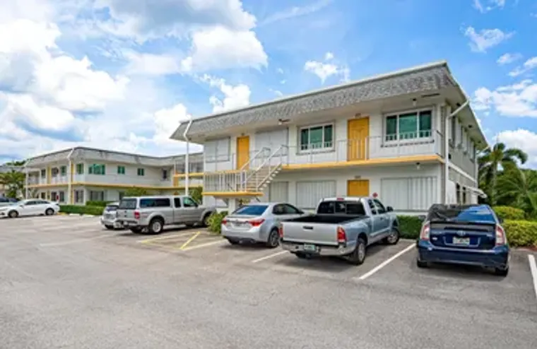 3120 LAKE OSBORNE DR 7 106, ,, FL, 33461, ,, FL 33461