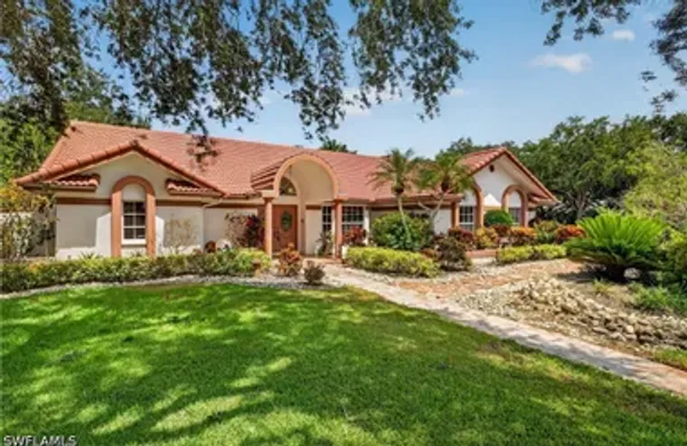 240 STONEGATE CT, NAPLES, FL, 34119, Naples, FL 34119