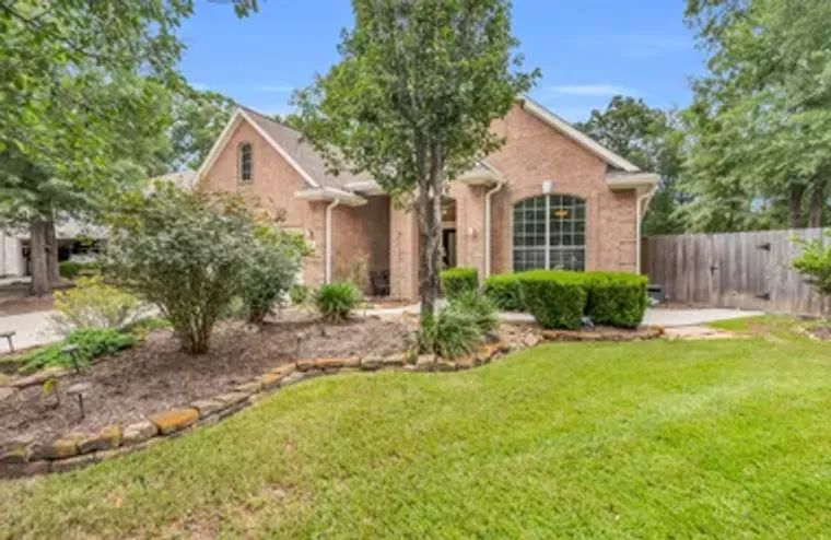 2 MARLOWE WAY, CONROE, TX, 77384, Conroe, TX 77384