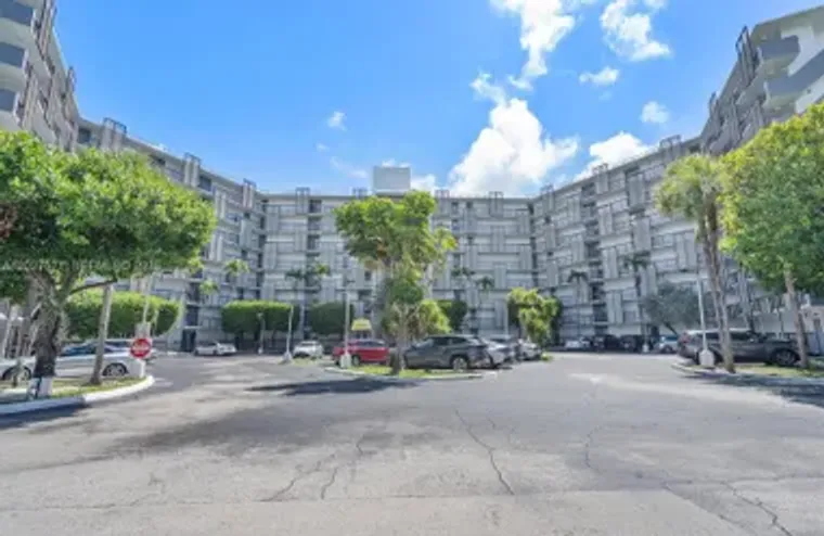 20400 W COUNTRY CLUB DR 214, AVENTURA, F..., Aventura, FL 33180