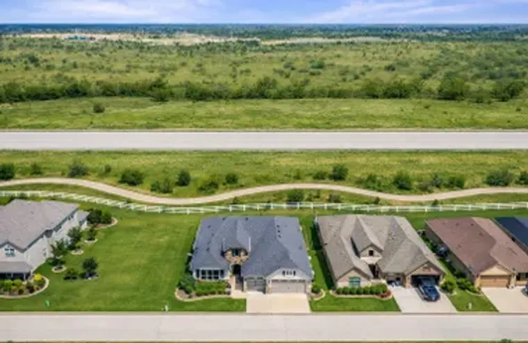 12424 BLUE GRANITE DR, DENTON, TX, 76207, Denton, TX 76207