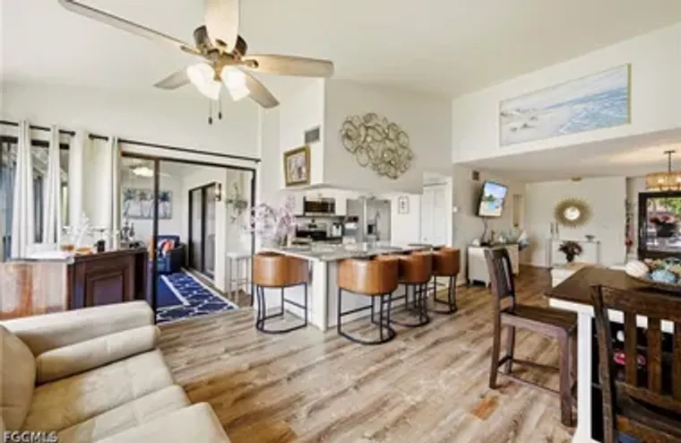 5830 TRAILWINDS DR 824, FORT MYERS, FL, ..., Fort Myers, FL 33907