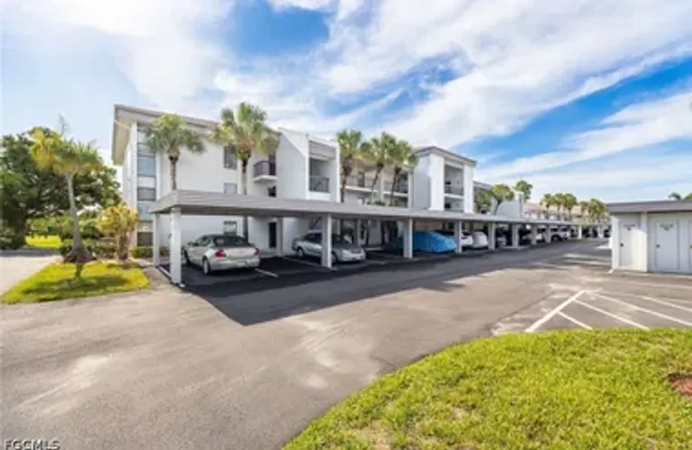 5905 TRAILWINDS DR 812, FORT MYERS, FL, ..., Fort Myers, FL 33907