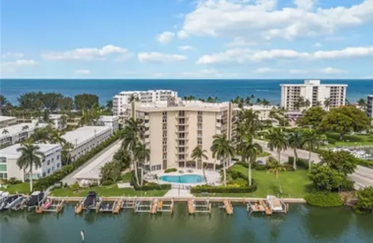 2150 GULF SHORE BLVD 411, NAPLES, FL, 34..., Naples, FL 34102