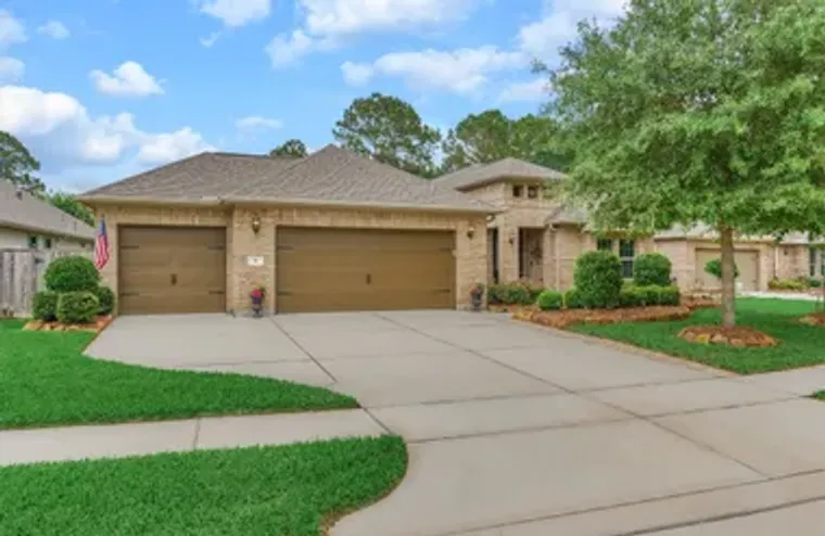 11 S SANDBELLS PARK LN, MONTGOMERY, TX, ..., Montgomery, TX 77316
