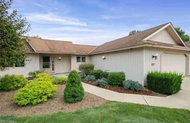 32647 DEERSPRING CT, NORTH RIDGEVILLE, O..., North Ridgeville, OH 44039